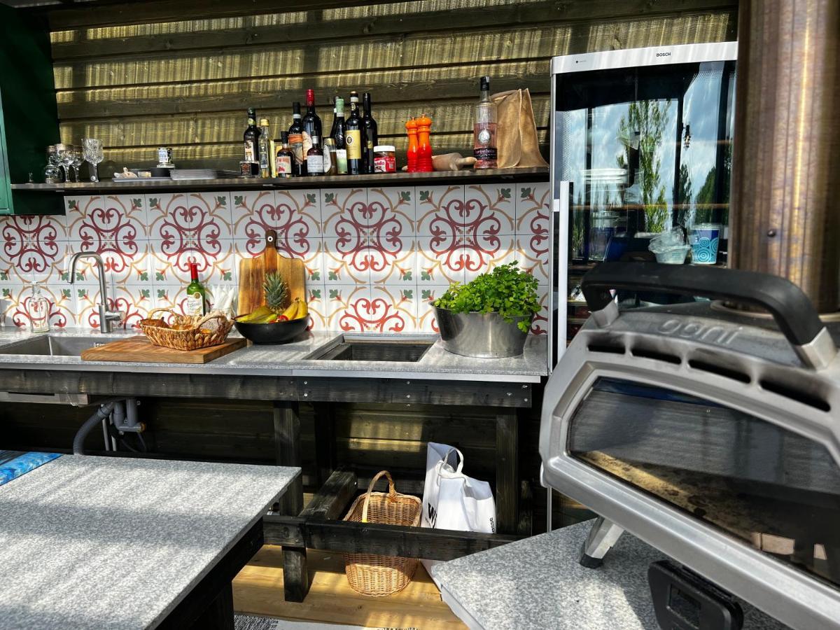 Vaettervy Glamping Hotel Habo Luaran gambar